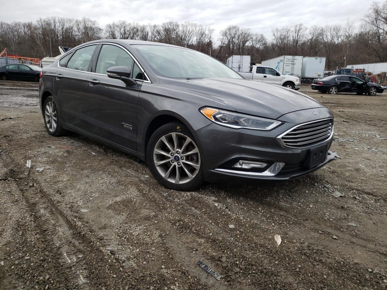 FORD FUSION SE 2017 with VIN 3FA6P0PUXHR173718 - Photo from auction