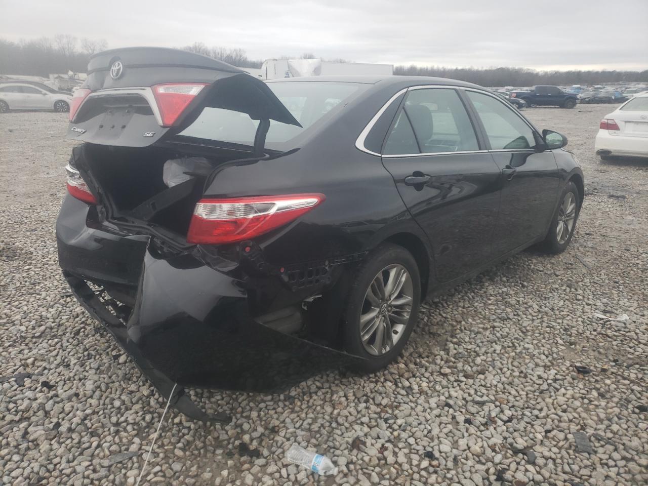 Photo 4 from auction – 2017 TOYOTA CAMRY LE with VIN 4T1BF1FKXHU785892