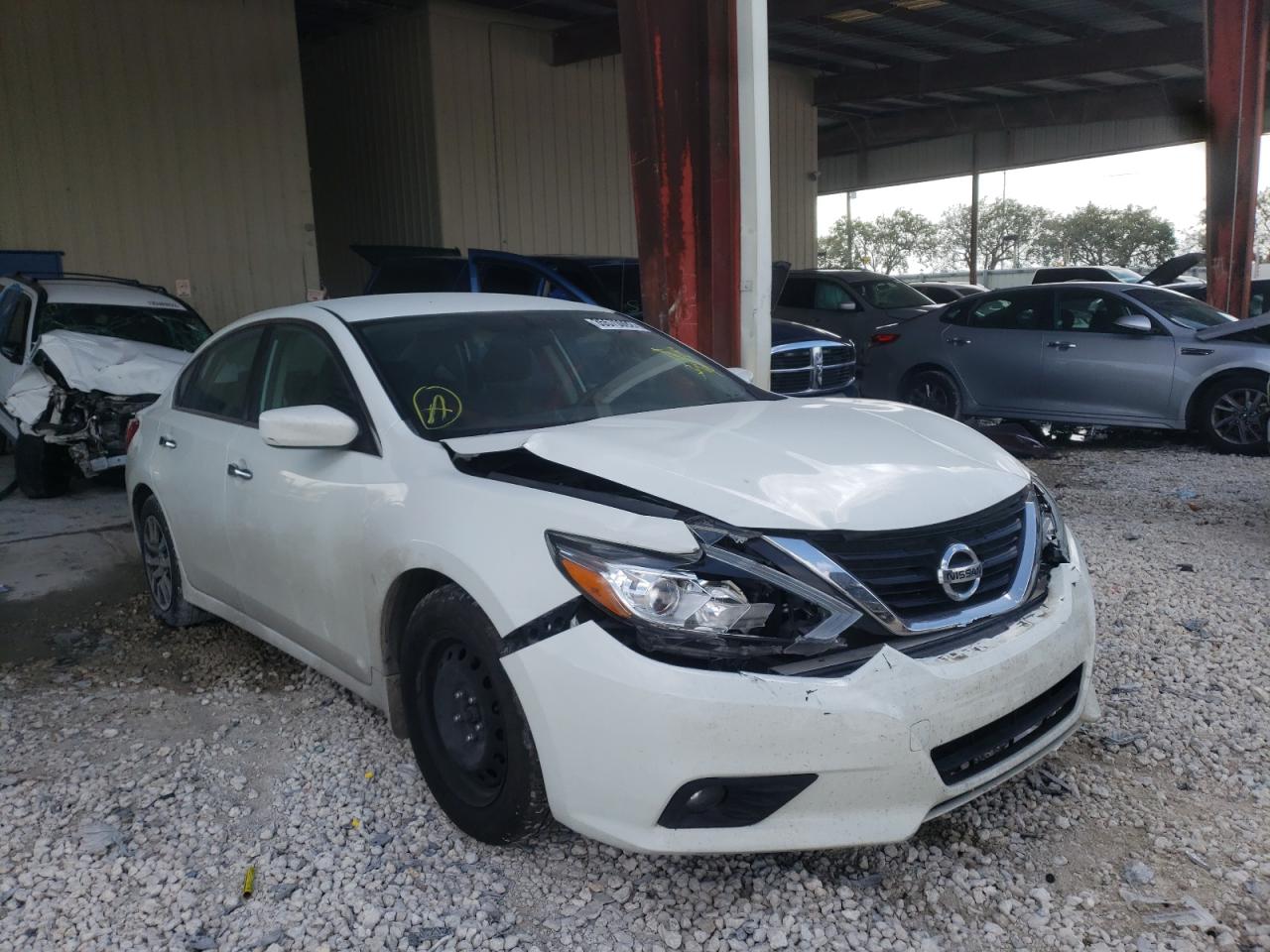 NISSAN ALTIMA 2.5 2017 with VIN 1N4AL3AP1HC223348 - Photo from auction
