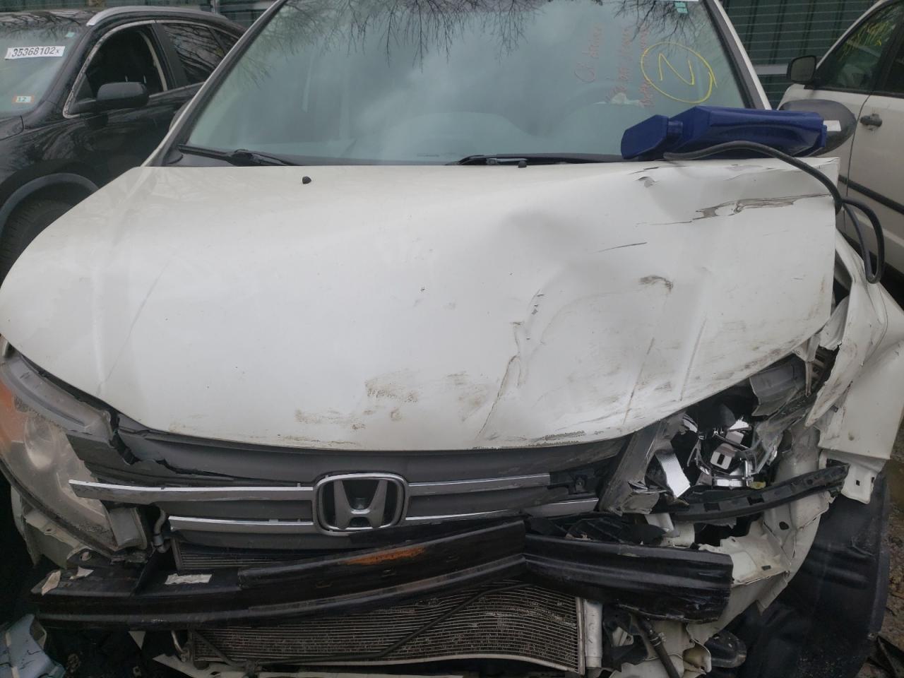 Photo 7 from auction – 2015 HONDA ODYSSEY LX with VIN 5FNRL5H28FB018967
