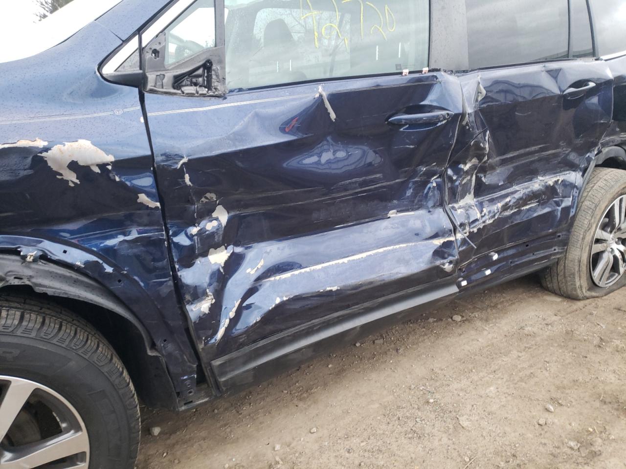 Photo 9 from auction – 2017 HONDA PILOT EXL with VIN 5FNYF6H58HB077765
