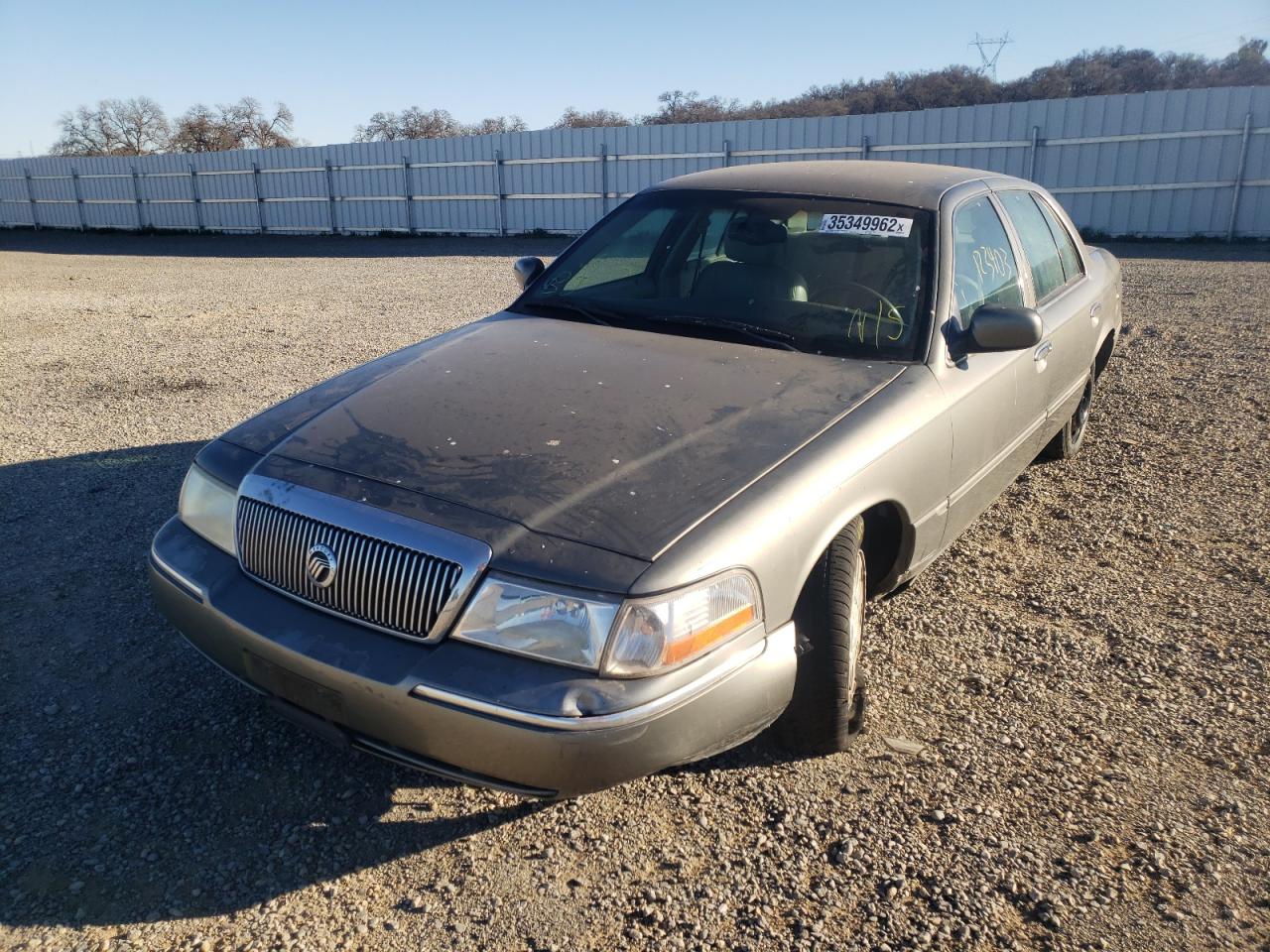 Photo 2 from auction – 2004 MERCURY GRAND MARQ with VIN 2MEFM75W04X646603