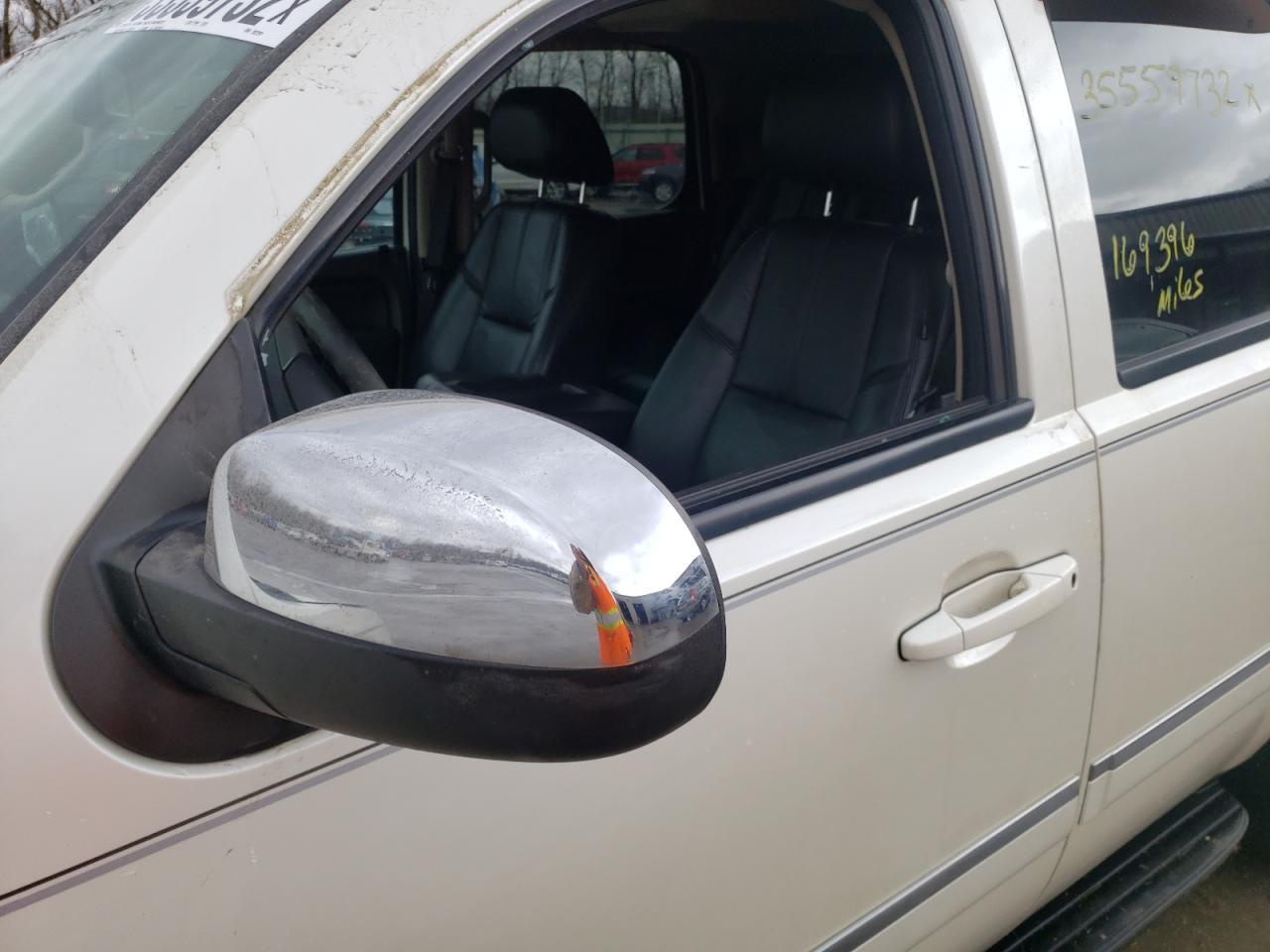 Photo 10 from auction – 2011 GMC YUKON SLT with VIN 1GKS2CE04BR202291