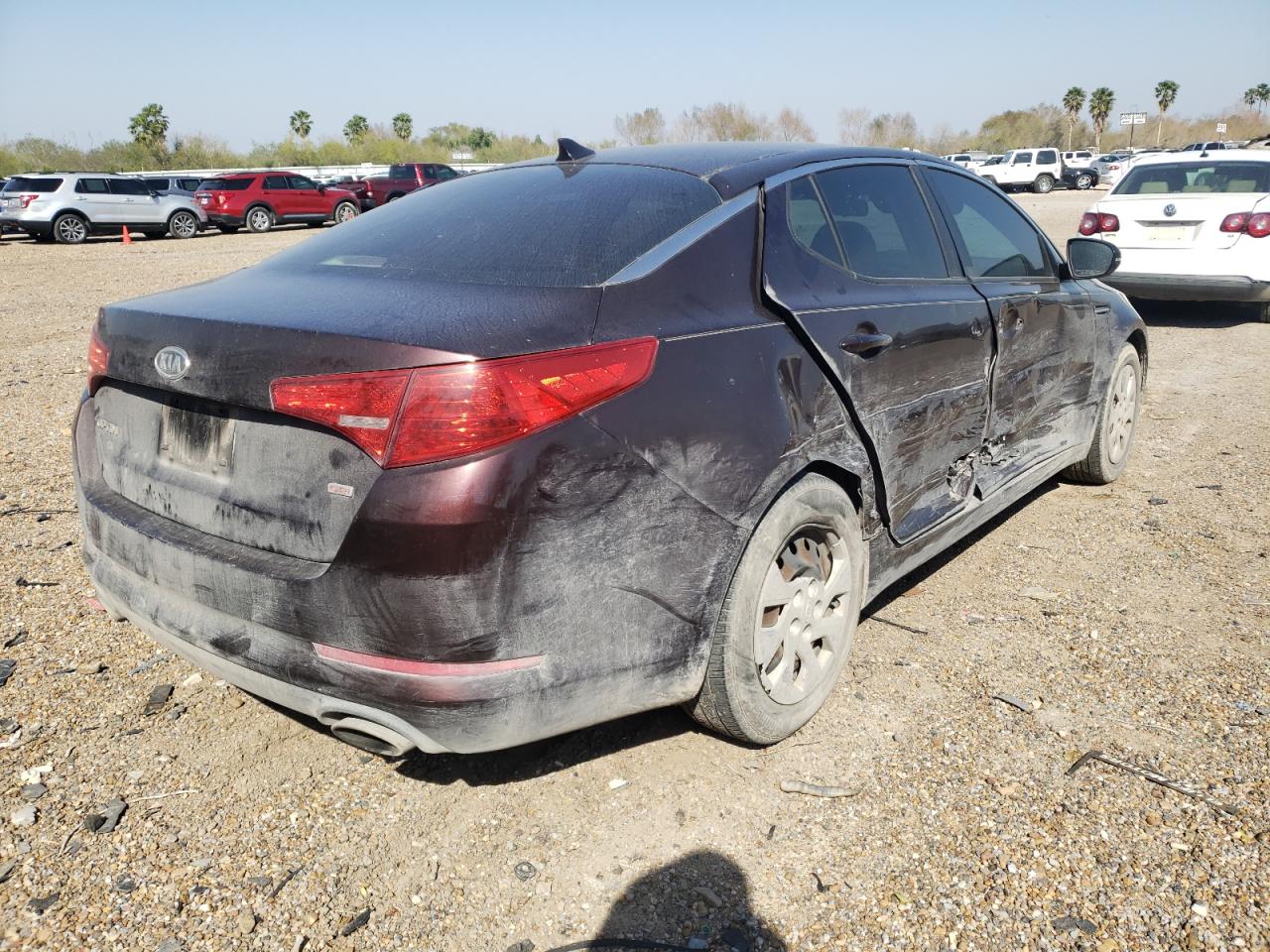 Photo 4 from auction – 2011 KIA OPTIMA with VIN KNAGM4A7XB5087785