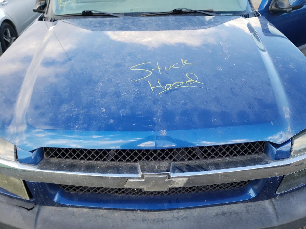 Photo 7 from auction – 2003 CHEVROLET AVALANCHE with VIN 3GNEK13T33G210689