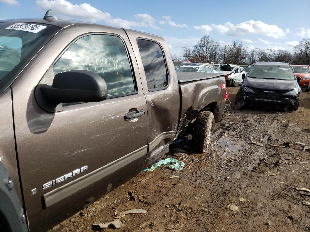 Photo 10 from auction – 2007 GMC NEW SIERRA with VIN 2GTEK19J371594227