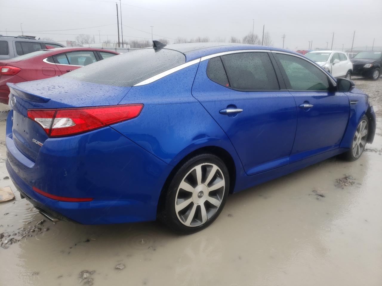 Photo 4 from auction – 2012 KIA OPTIMA SX with VIN 5XXGR4A6XCG073541