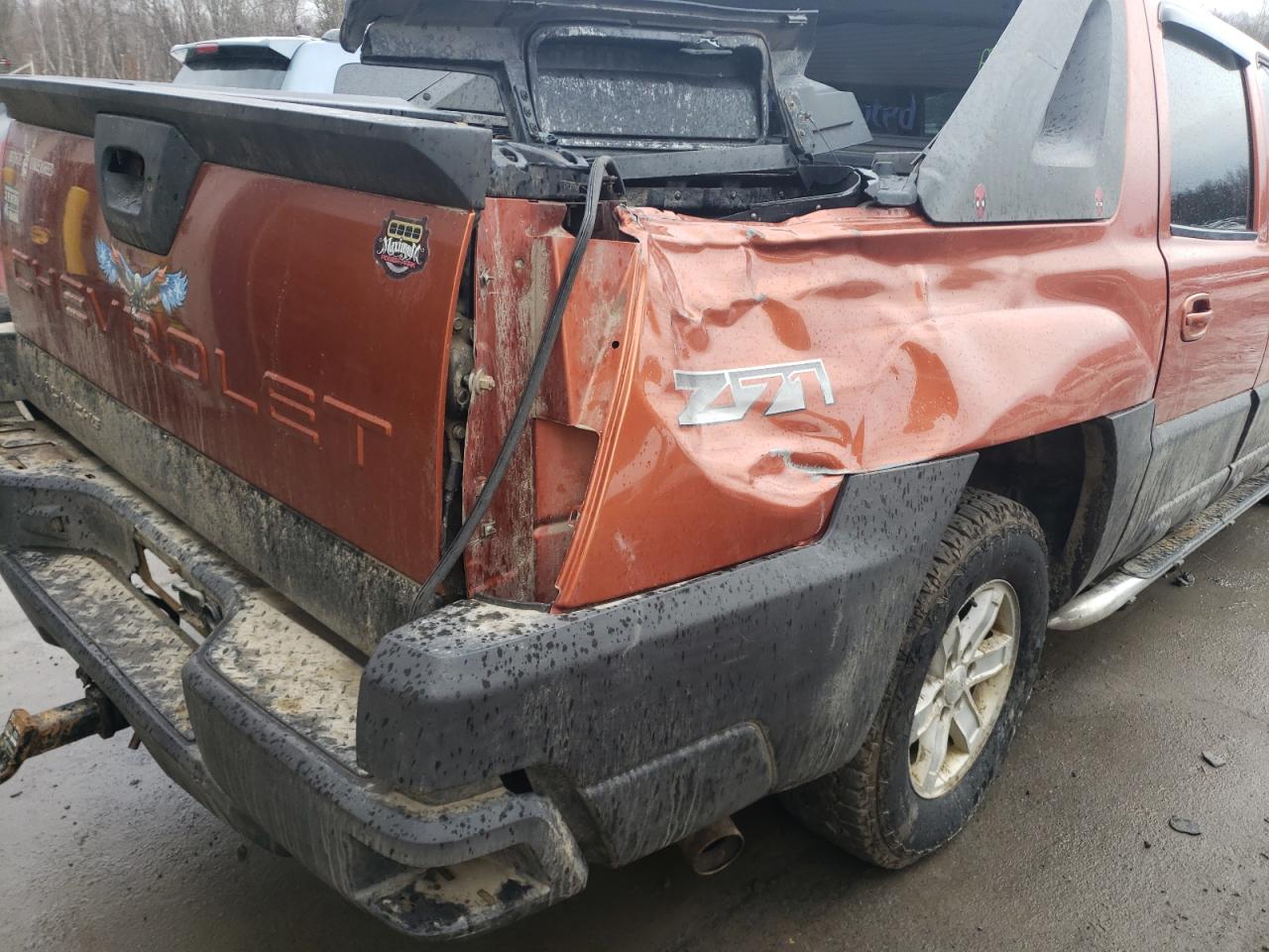 Photo 9 from auction – 2003 CHEVROLET AVALANCHE with VIN 3GNEK13T03G282532