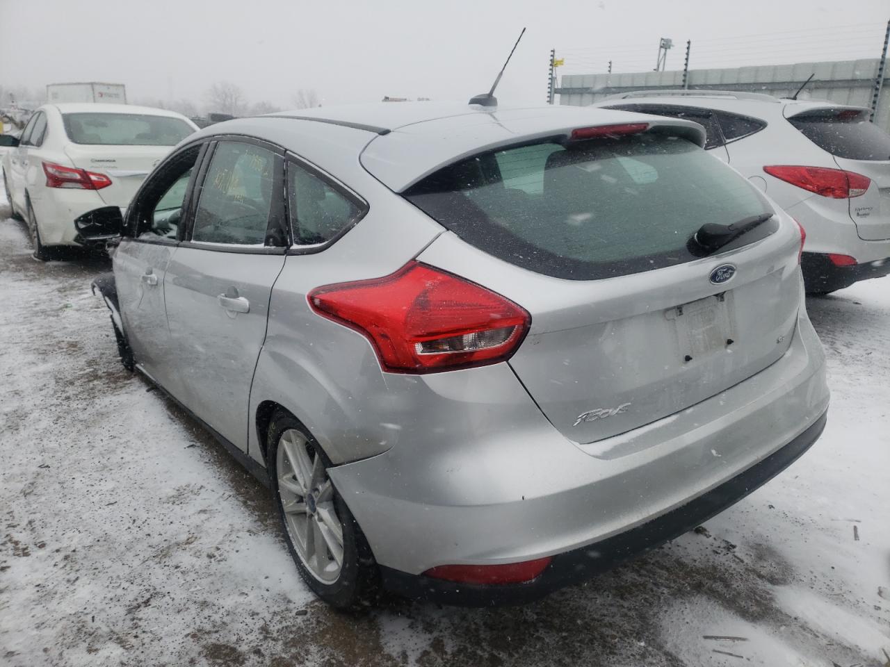 Photo 3 from auction – 2016 FORD FOCUS SE with VIN 1FADP3K23GL345177