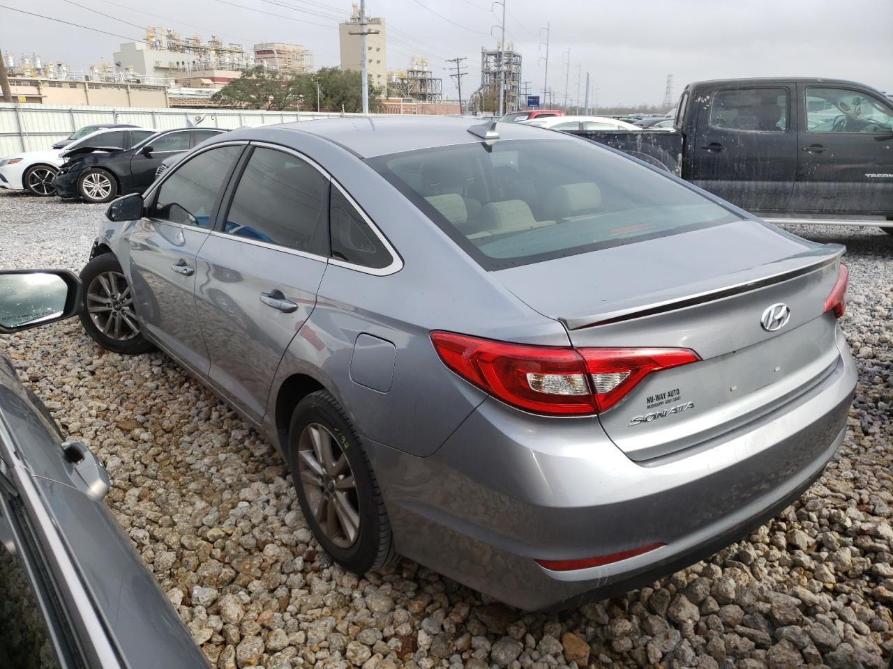 Photo 3 from auction – 2016 HYUNDAI SONATA SE with VIN 5NPE24AF7GH342729