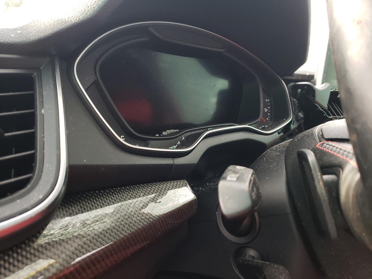 Photo 8 from auction – 2018 AUDI SQ5 PREMIU with VIN WA1A4AFY1J2053978