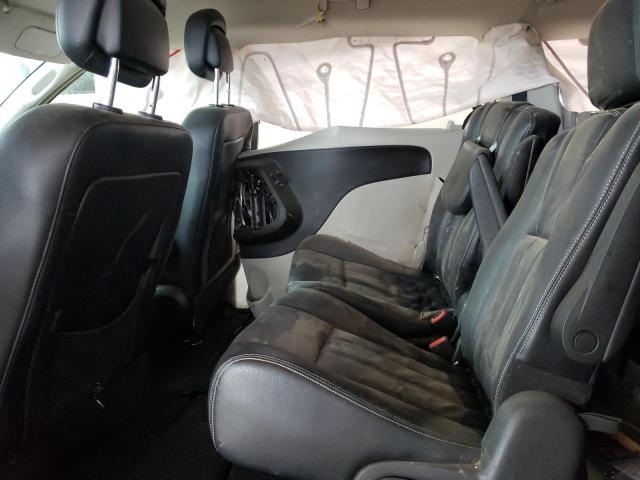 Photo 6 from auction – 2014 CHRYSLER TOWN & COU with VIN 2C4RC1BG7ER123922