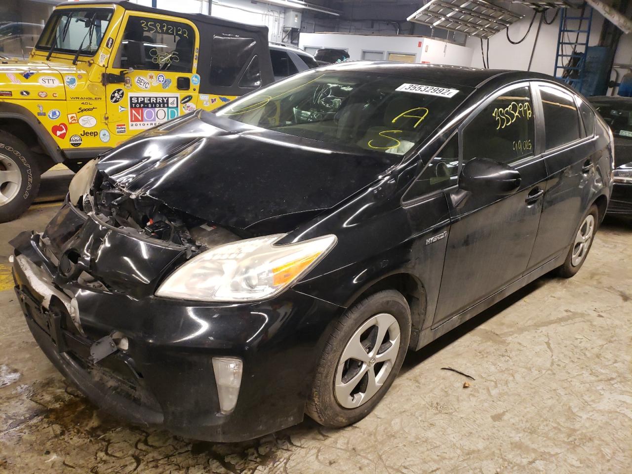 Photo 2 from auction – 2012 TOYOTA PRIUS with VIN JTDKN3DUXC1520052