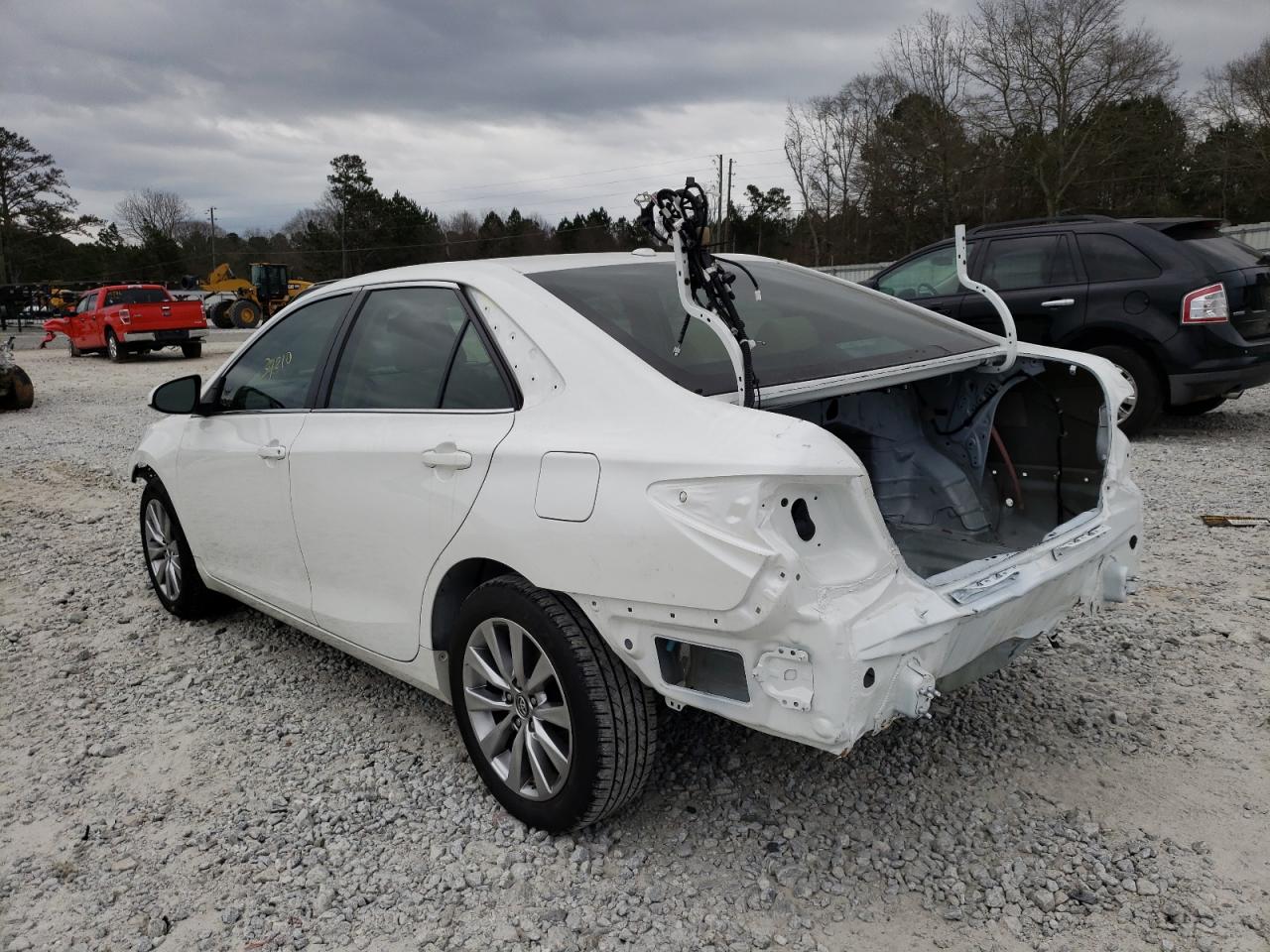 Photo 3 from auction – 2017 TOYOTA CAMRY LE with VIN 4T1BF1FKXHU714336
