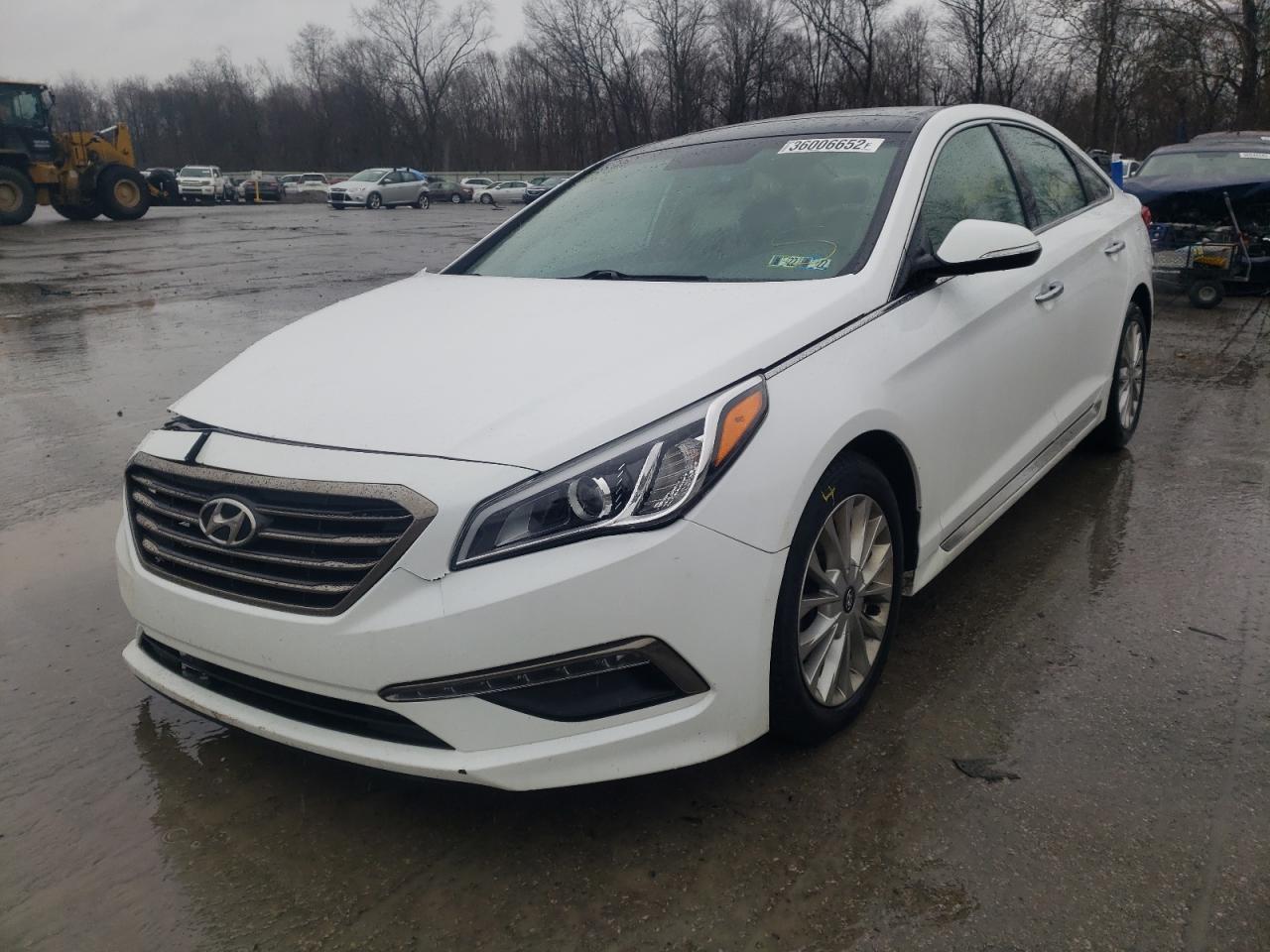 Photo 2 from auction – 2015 HYUNDAI SONATA SPO with VIN 5NPE34AF1FH037044
