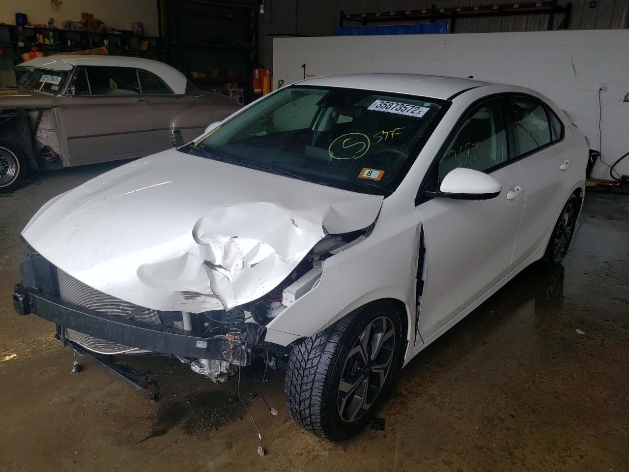 Photo 2 from auction – 2019 KIA FORTE FE with VIN 3KPF24AD2KE015123