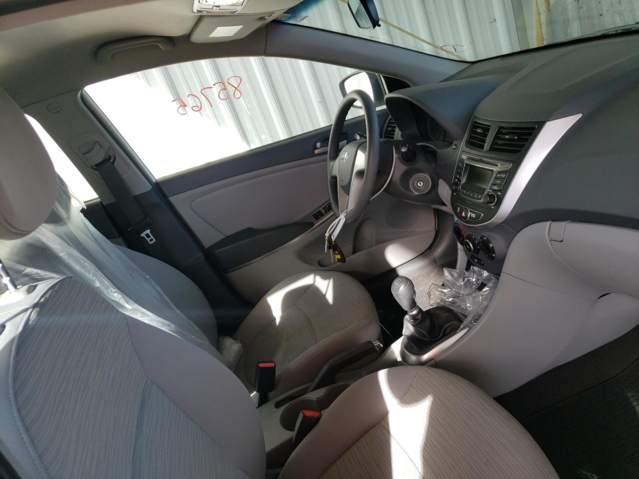 Photo 5 from auction – 2017 HYUNDAI ACCENT SE with VIN KMHCT5AE5HU351319