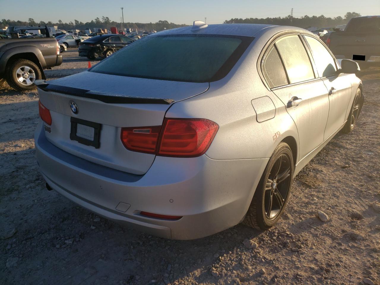 Photo 4 from auction – 2014 BMW 320 I with VIN WBA3B1C5XEK135094
