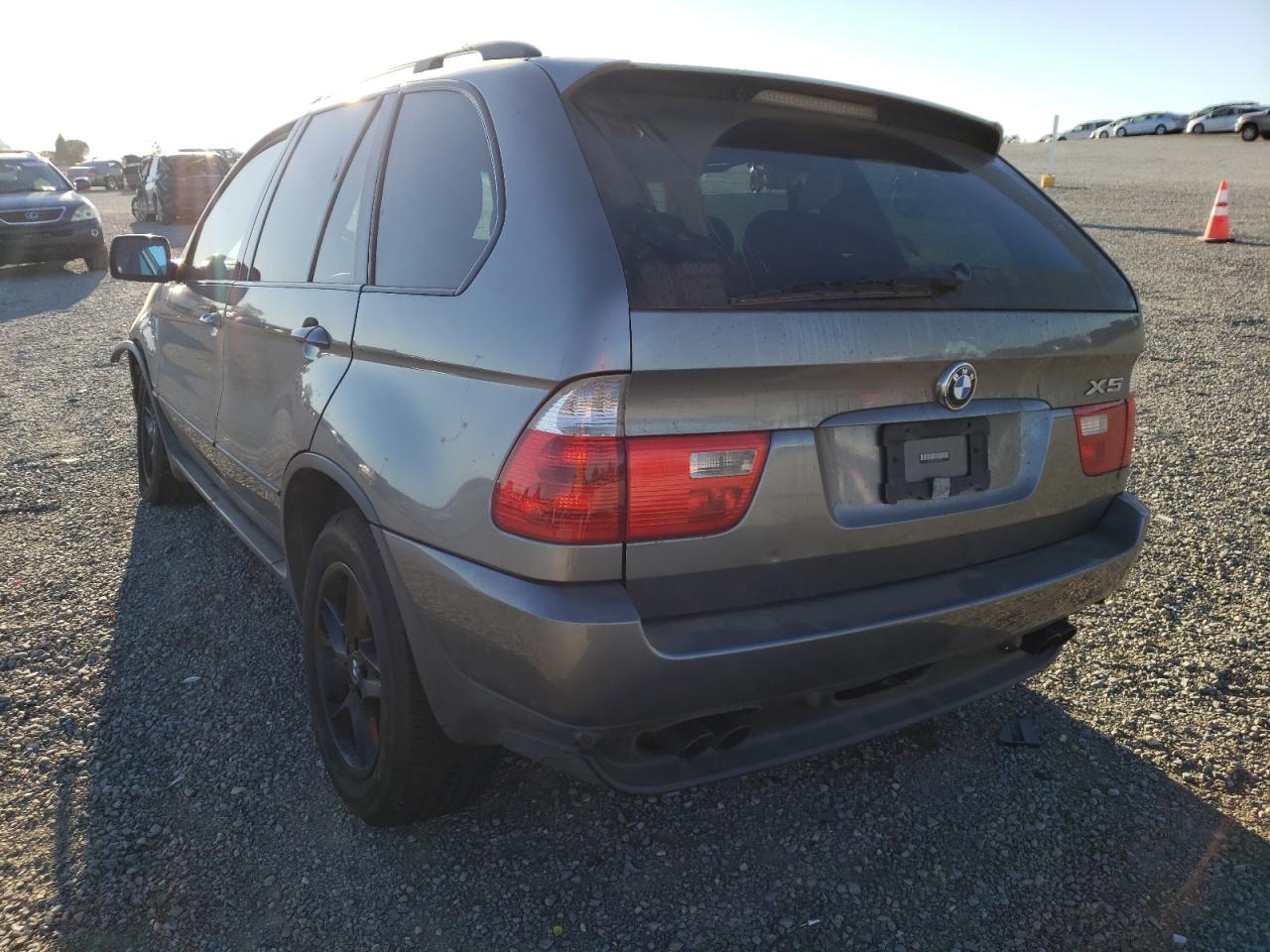 Photo 3 from auction – 2005 BMW X5 4.4I with VIN 5UXFB535X5LV12765