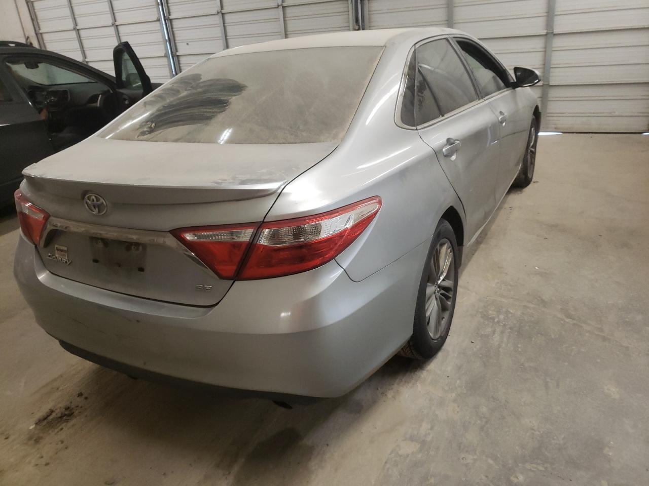 Photo 4 from auction – 2017 TOYOTA CAMRY LE with VIN 4T1BF1FK4HU426957