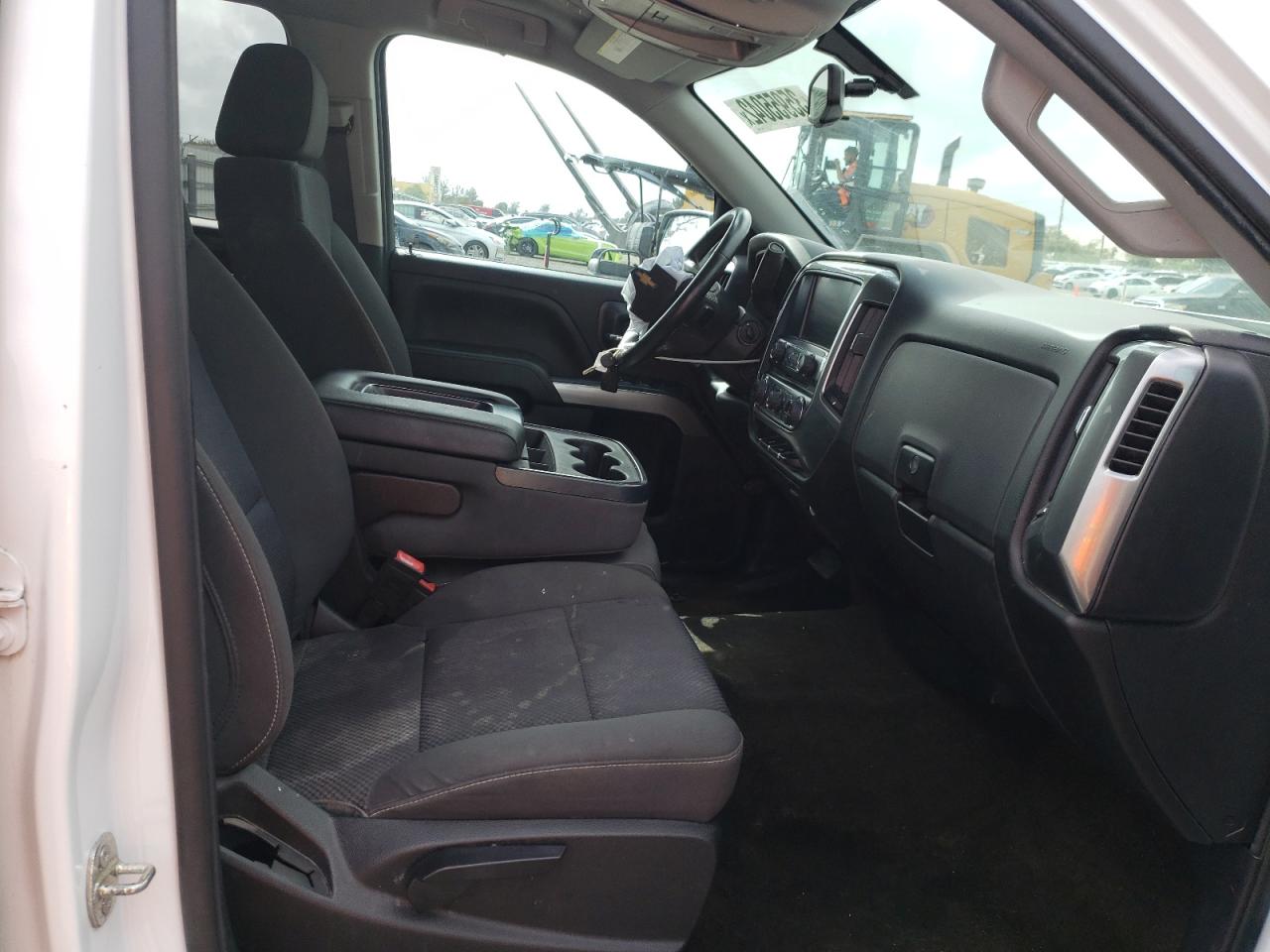 Photo 5 from auction – 2017 CHEVROLET SILVERADO with VIN 1GCRCREC8HZ264144