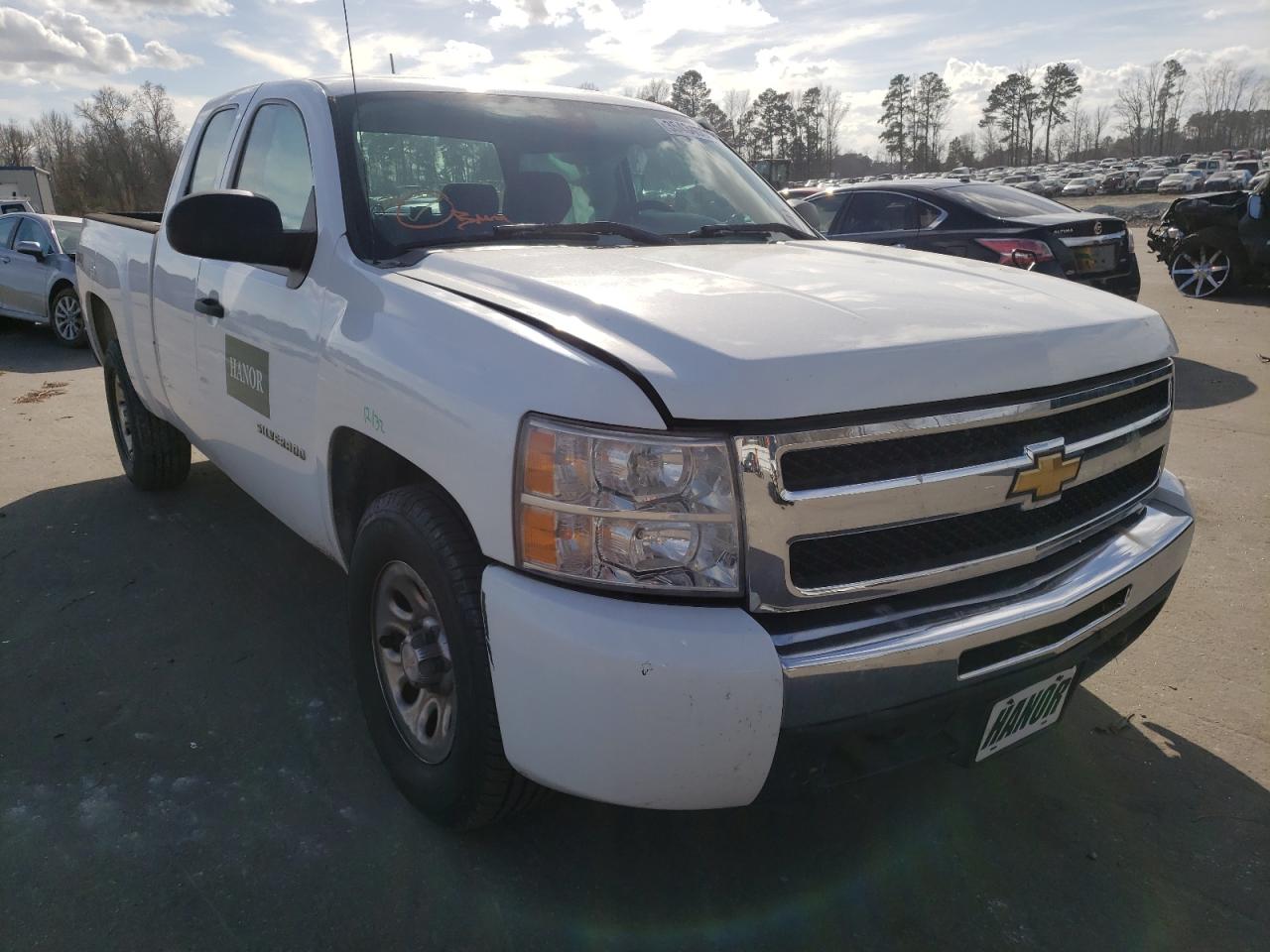 Photo 1 from auction – 2011 CHEVROLET SILVERADO with VIN 1GCRKPEA7BZ176229