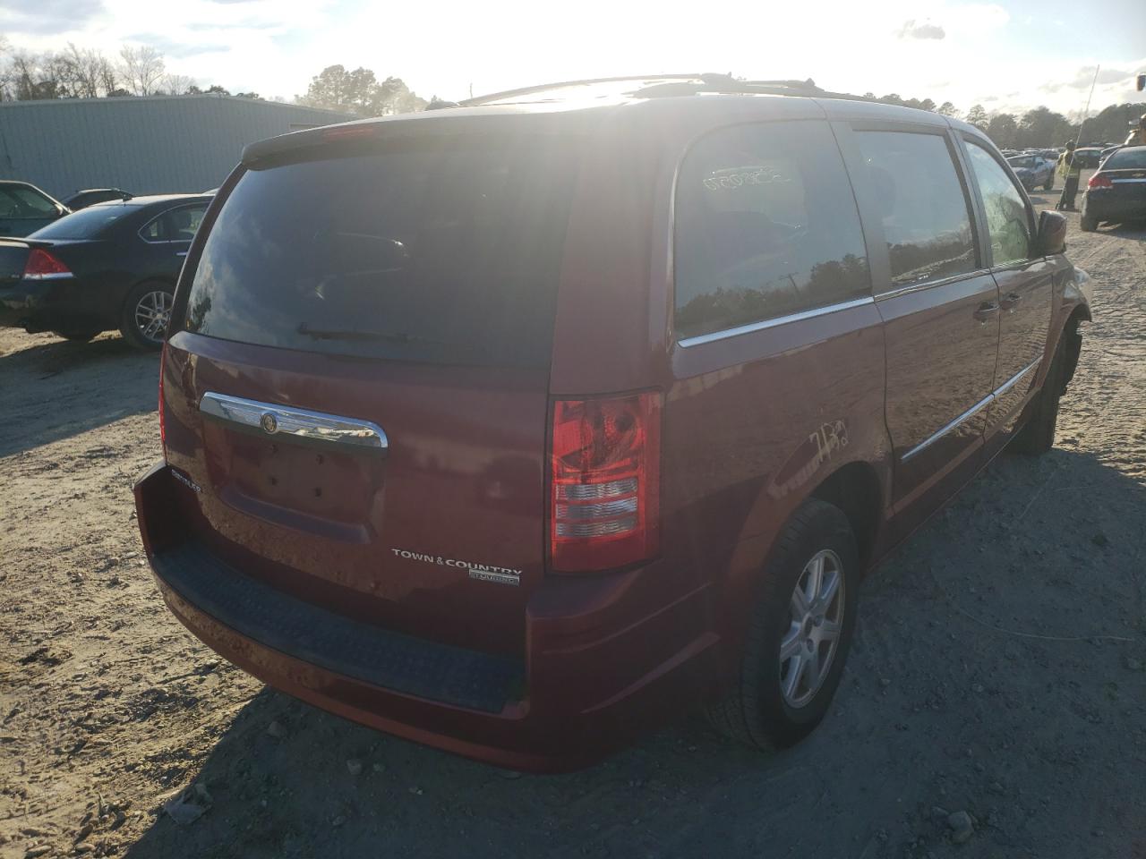 Photo 4 from auction – 2010 CHRYSLER TOWN & COU with VIN 2A4RR5D16AR428220