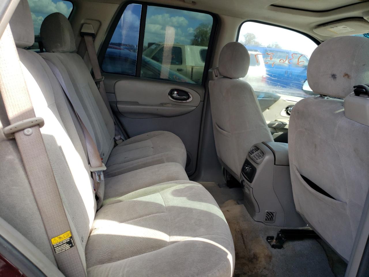 Photo 6 from auction – 2006 CHEVROLET TRAILBLAZE with VIN 1GNDS13S462251140
