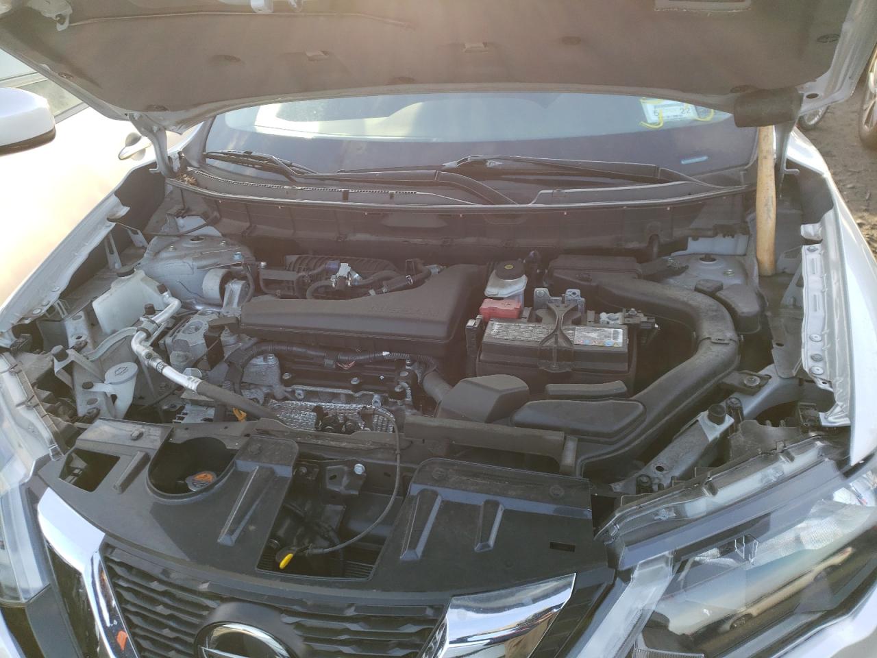 Photo 7 from auction – 2019 NISSAN ROGUE S with VIN 5N1AT2MV2KC784353