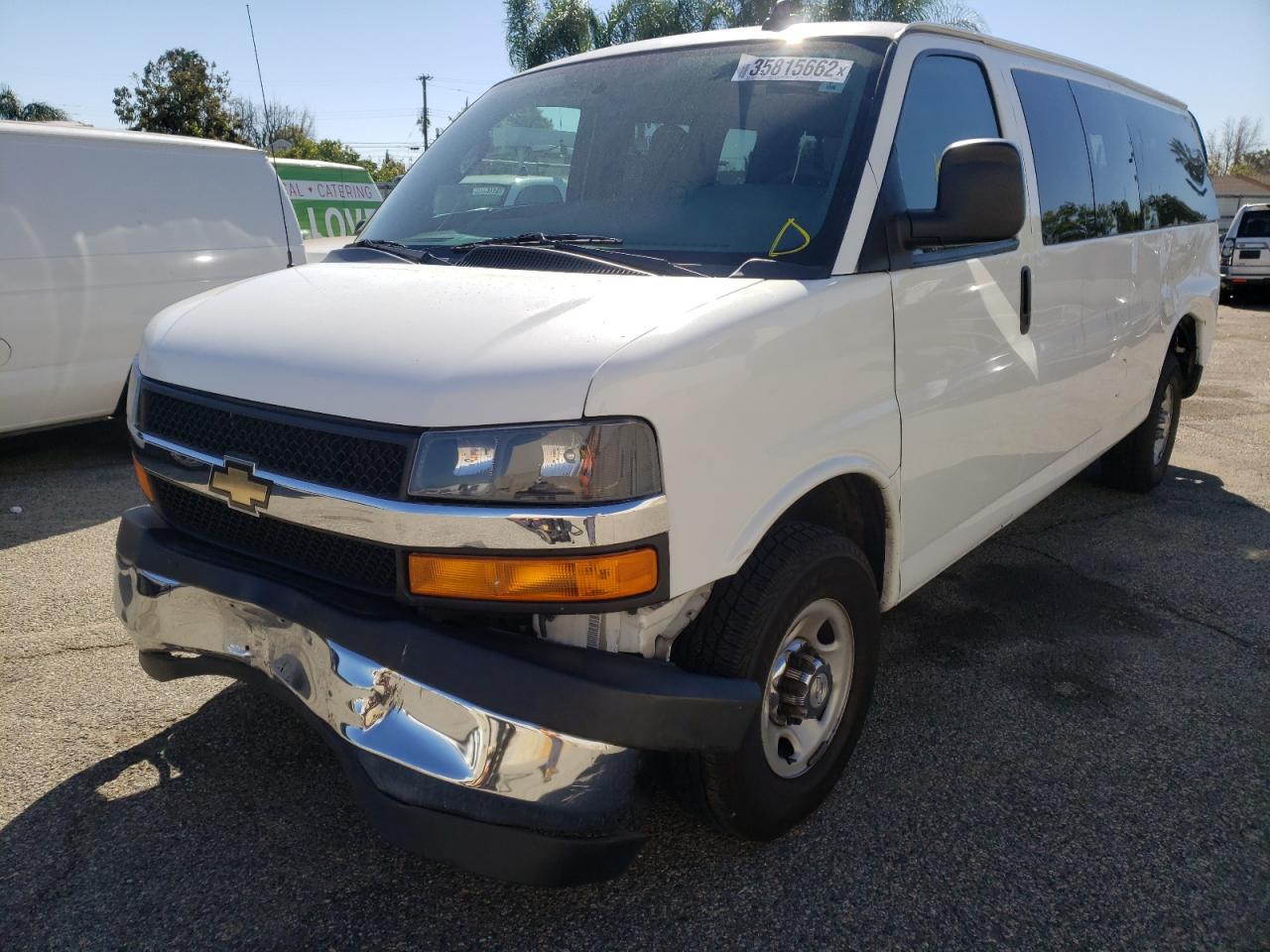Photo 2 from auction – 2017 CHEVROLET EXPRESS G3 with VIN 1GAZGPFGXH1201936