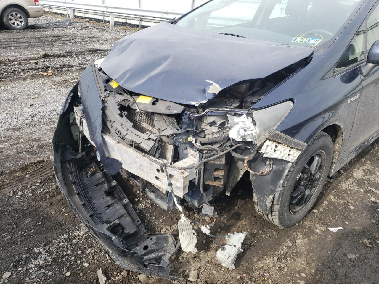 Photo 9 from auction – 2014 TOYOTA PRIUS with VIN JTDKN3DU4E1794754