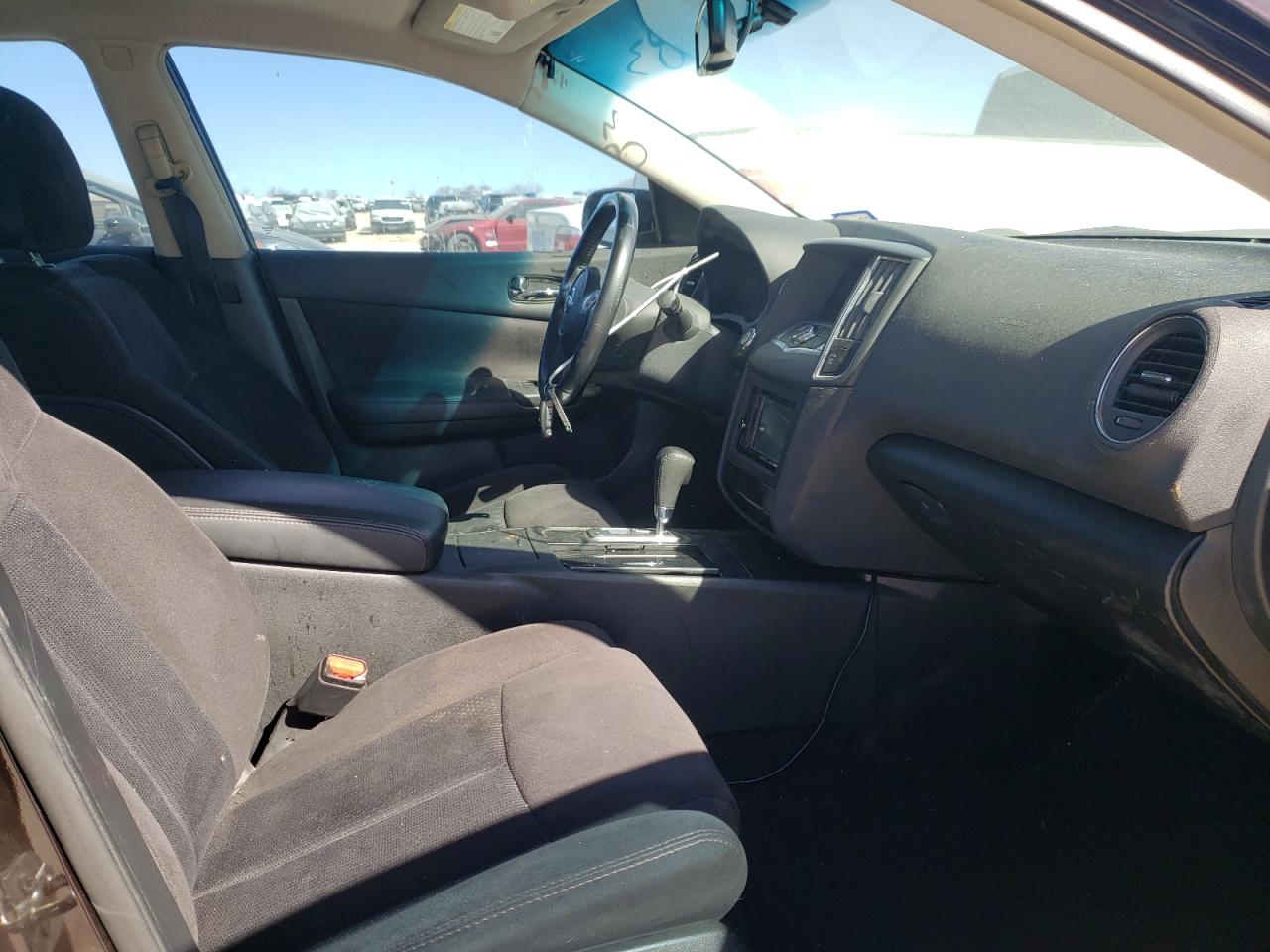 Photo 5 from auction – 2012 NISSAN MAXIMA S with VIN 1N4AA5AP8CC801567