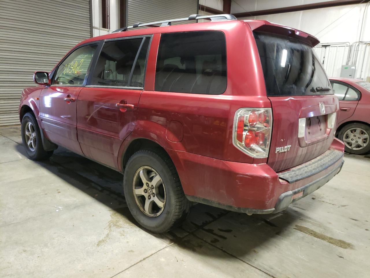 Photo 3 from auction – 2006 HONDA PILOT EX with VIN 2HKYF18436H530893
