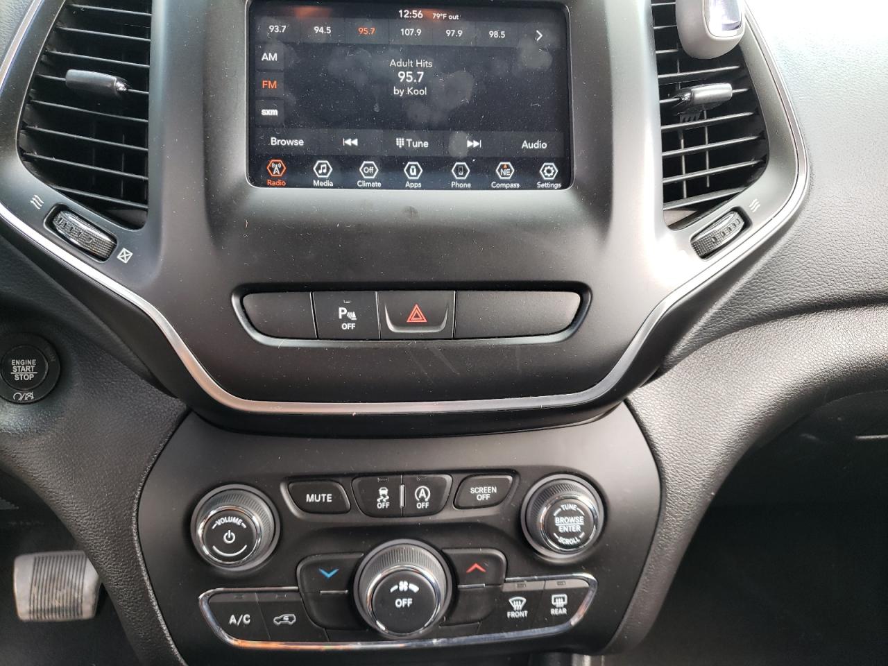 Photo 9 from auction – 2019 JEEP CHEROKEE L with VIN 1C4PJLLB5KD338693