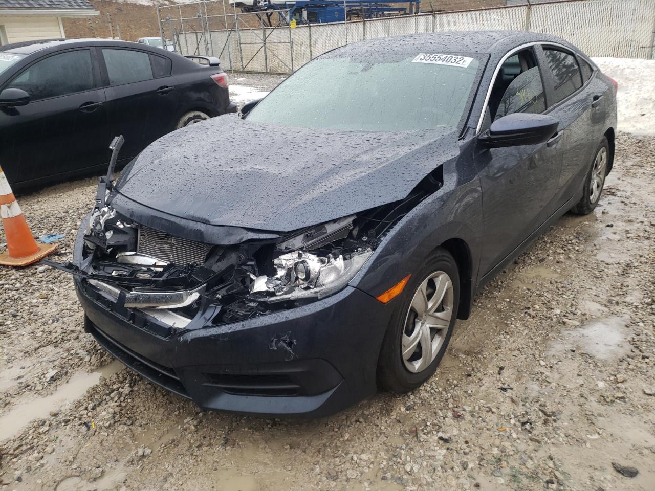 Photo 2 from auction – 2017 HONDA CIVIC LX with VIN 19XFC2F5XHE030383