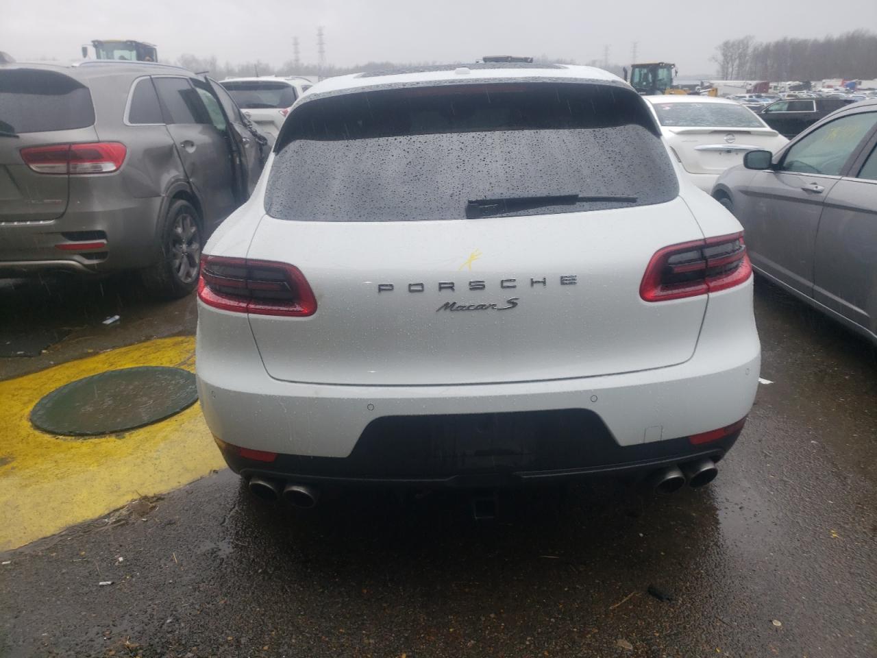 Photo 9 from auction – 2017 PORSCHE MACAN S with VIN WP1AB2A59HLB21073