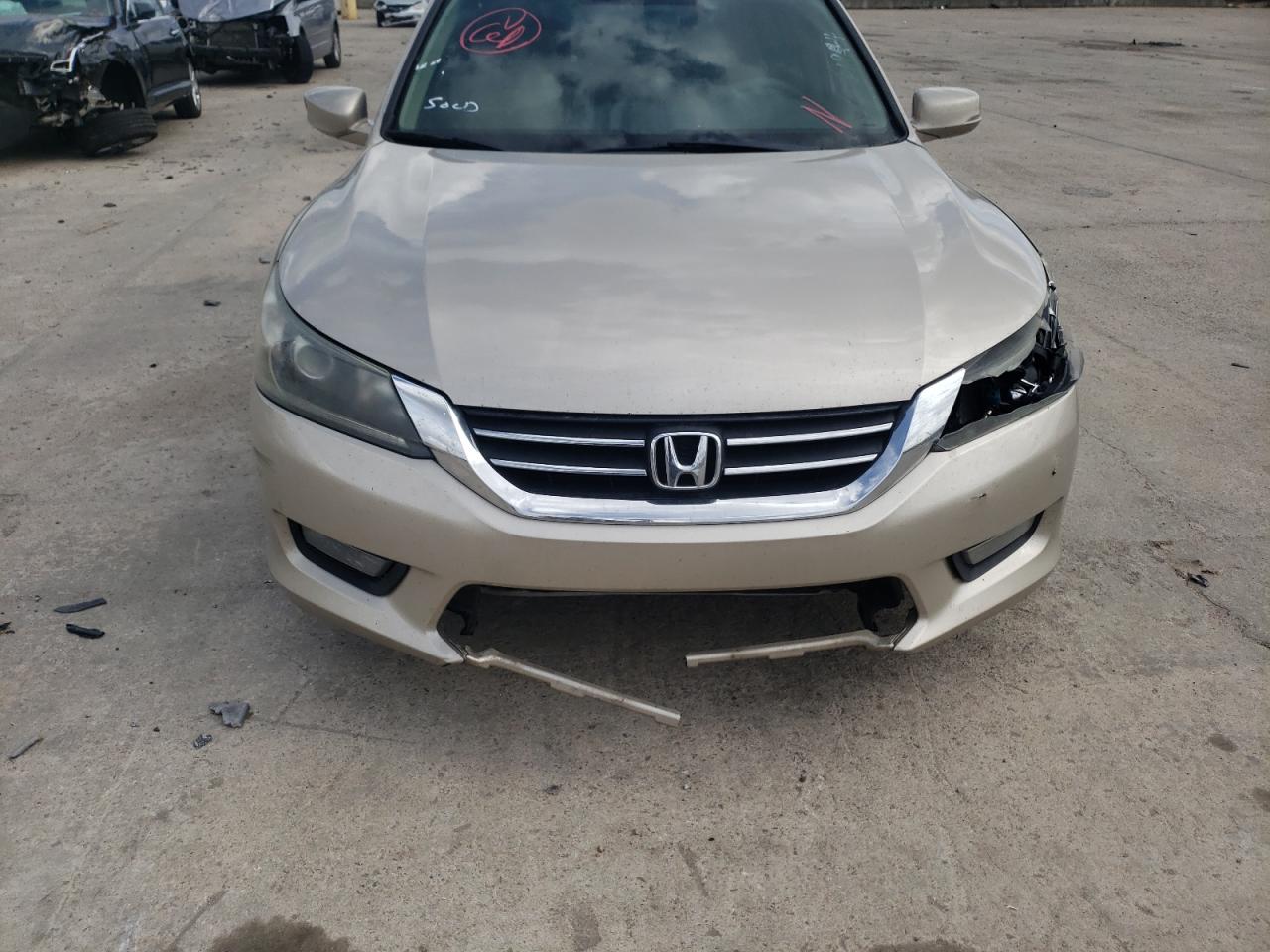 Photo 9 from auction – 2014 HONDA ACCORD EX with VIN 1HGCR2F75EA057686