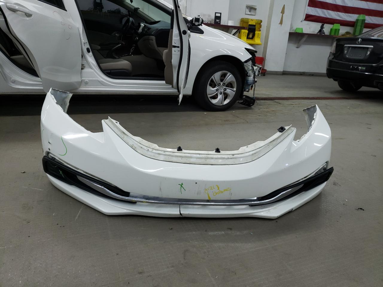 Photo 9 from auction – 2015 HONDA CIVIC LX with VIN 2HGFB2F5XFH515256