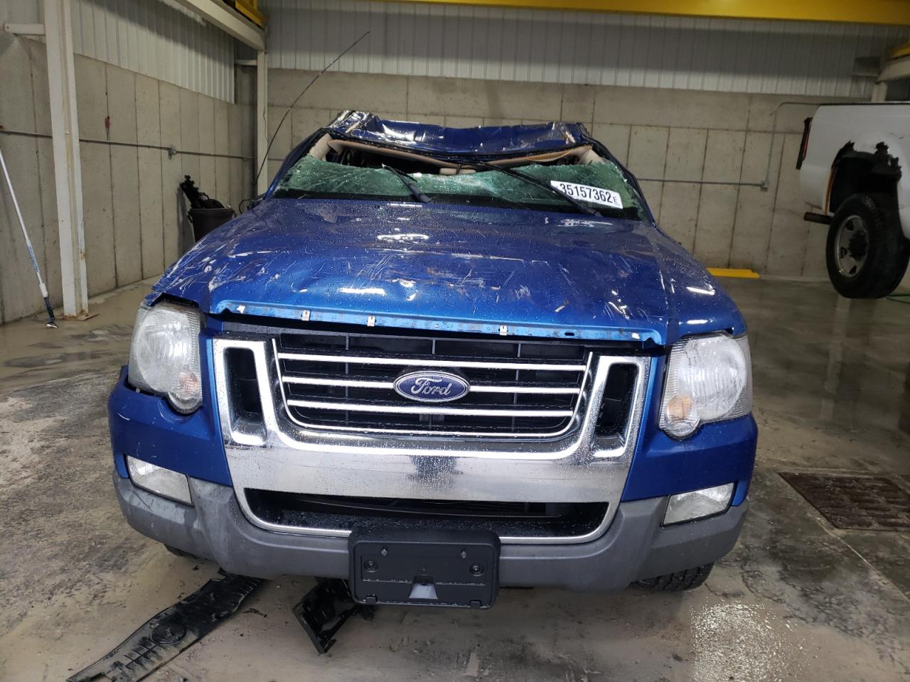 Photo 9 from auction – 2010 FORD EXPLORER S with VIN 1FMEU5BE8AUF04043