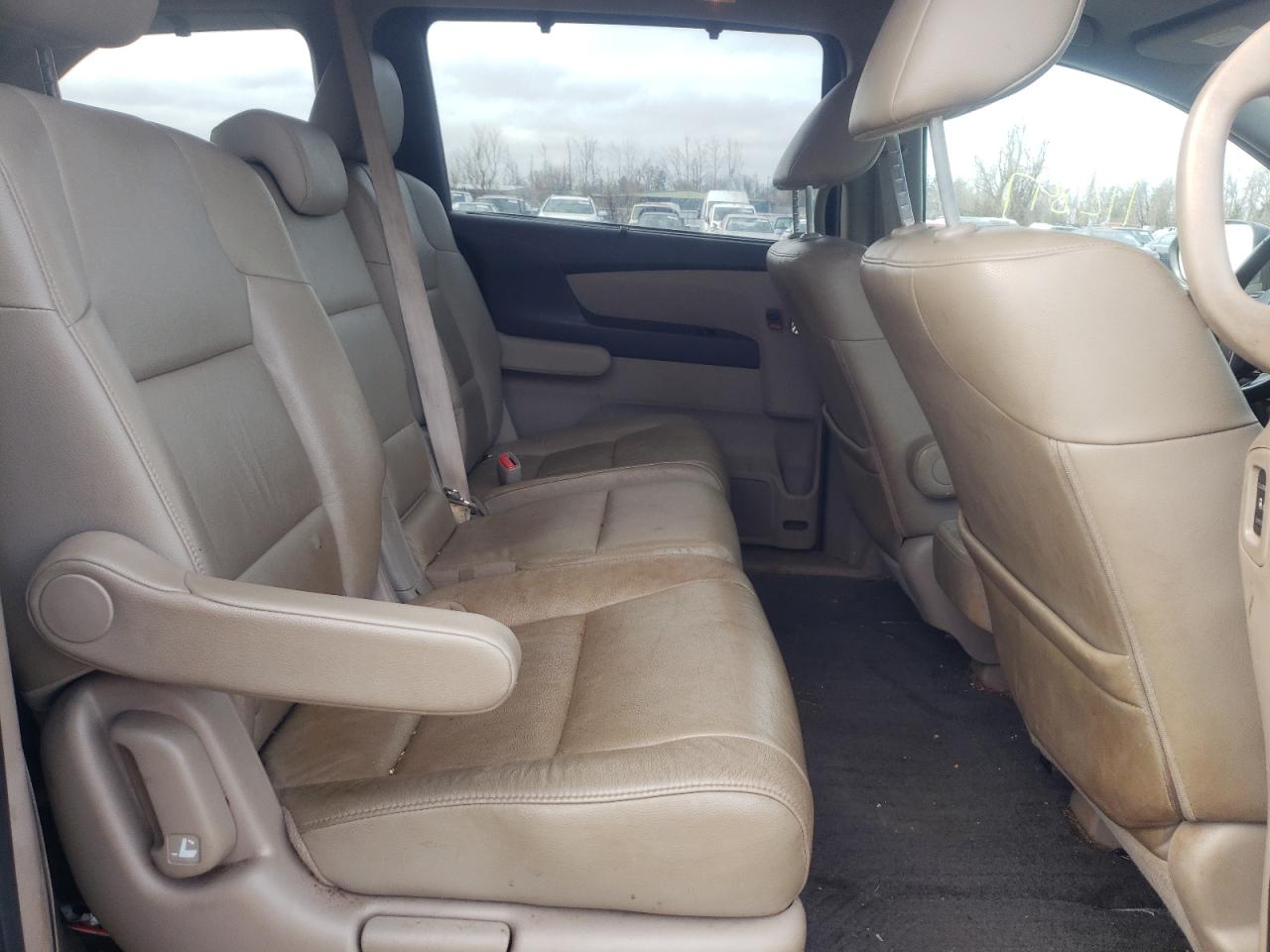 Photo 6 from auction – 2014 HONDA ODYSSEY EX with VIN 5FNRL5H69EB056726