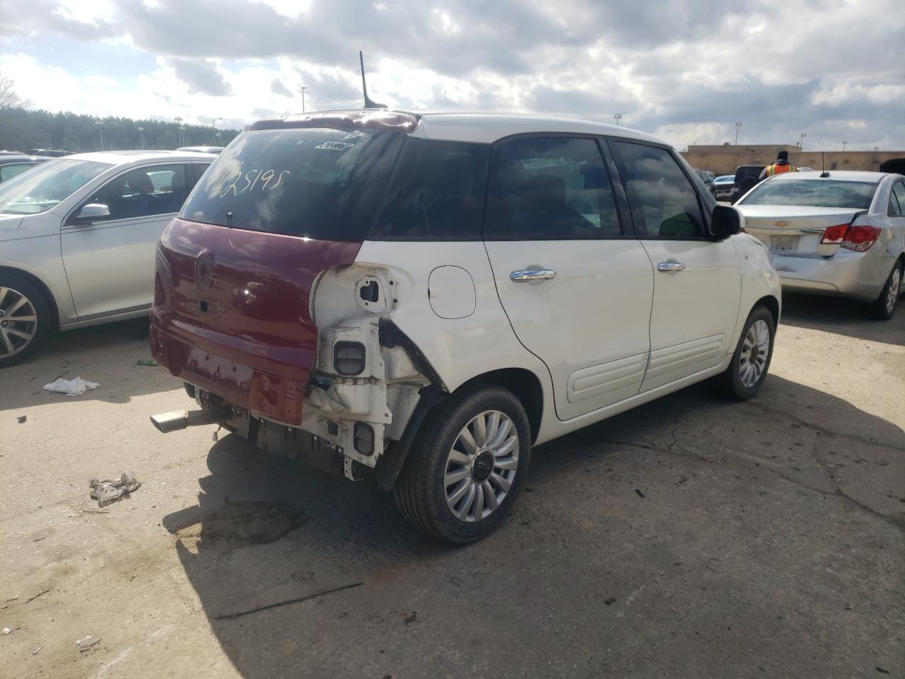 Photo 4 from auction – 2014 FIAT 500L EASY with VIN ZFBCFABH1EZ028643