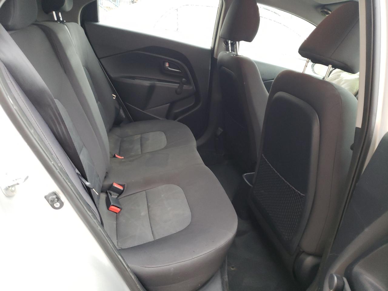Photo 6 from auction – 2013 KIA RIO LX with VIN KNADM5A33D6275678