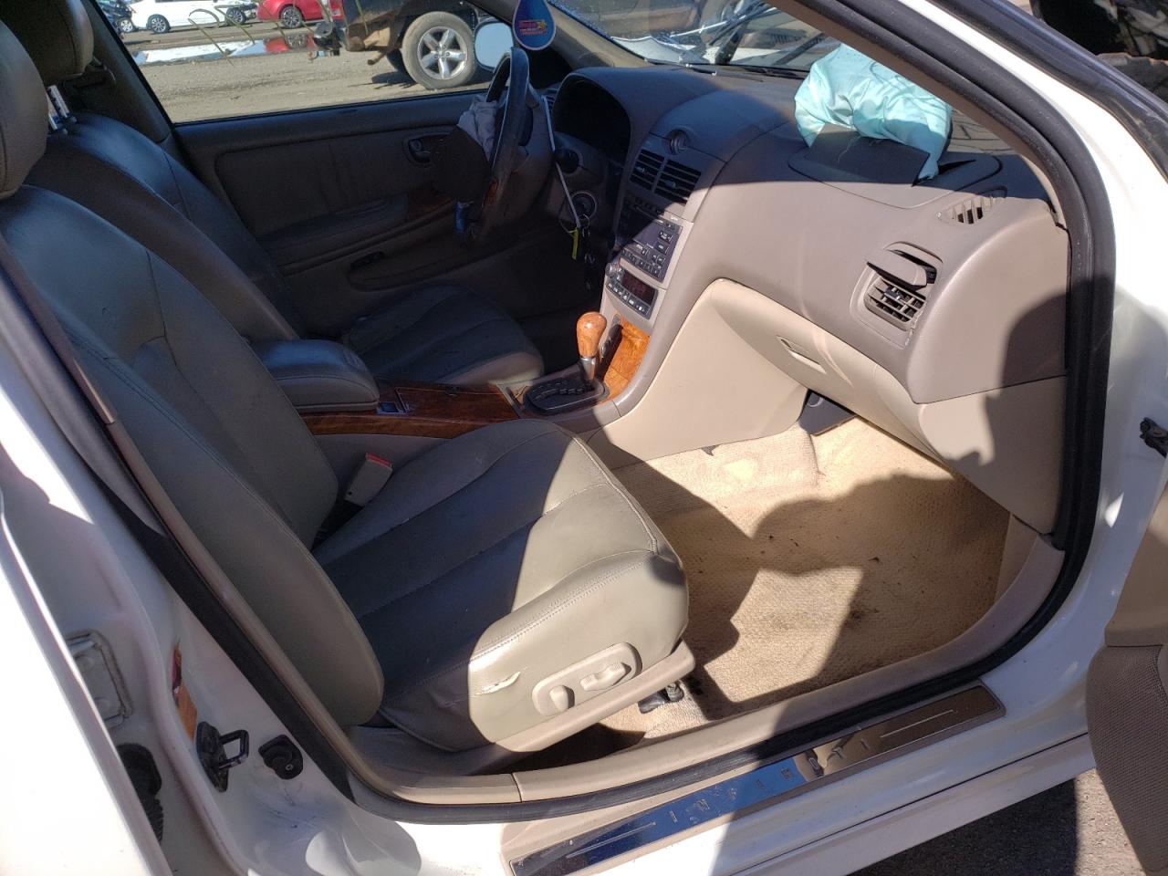 Photo 5 from auction – 2004 INFINITI I35 with VIN JNKDA31A84T204216