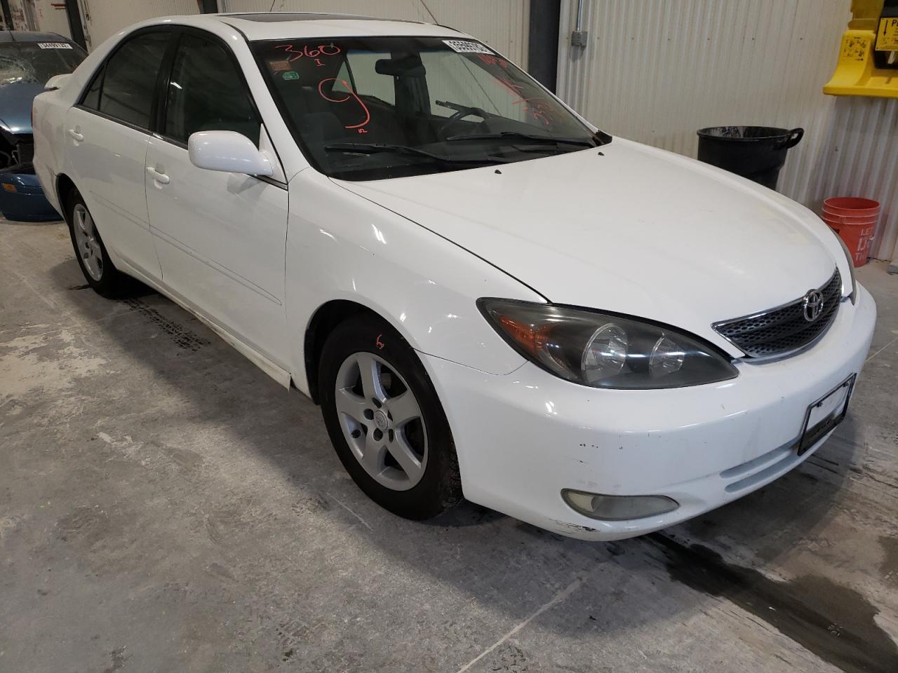 Photo 1 from auction – 2002 TOYOTA CAMRY LE with VIN 4T1BE32K82U505379