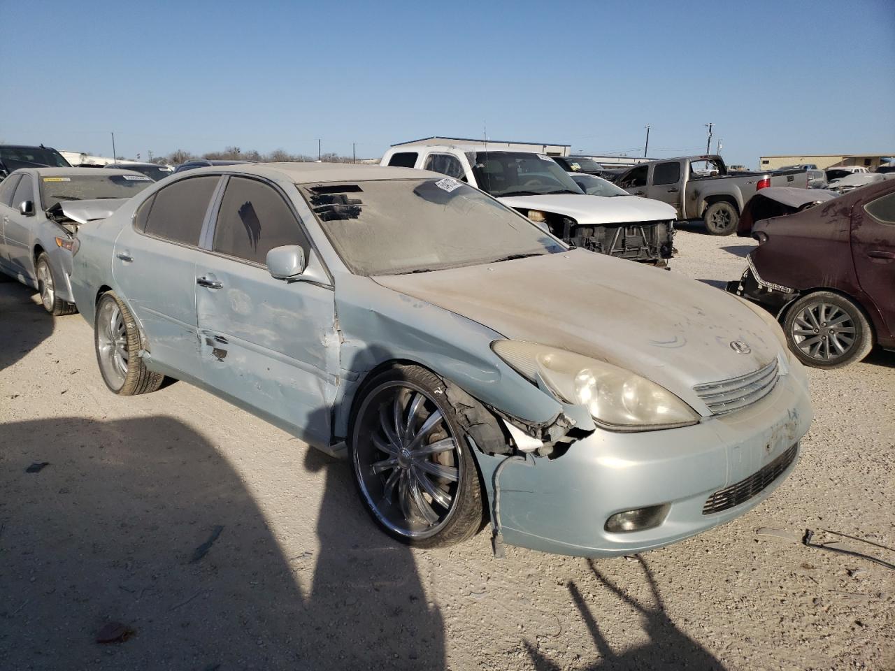 LEXUS ES 300 2003 with VIN JTHBF30G330094013 - Photo from auction