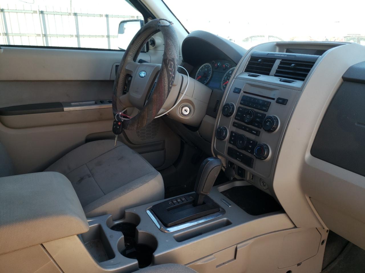 Photo 9 from auction – 2012 FORD ESCAPE XLT with VIN 1FMCU0DG5CKA57808