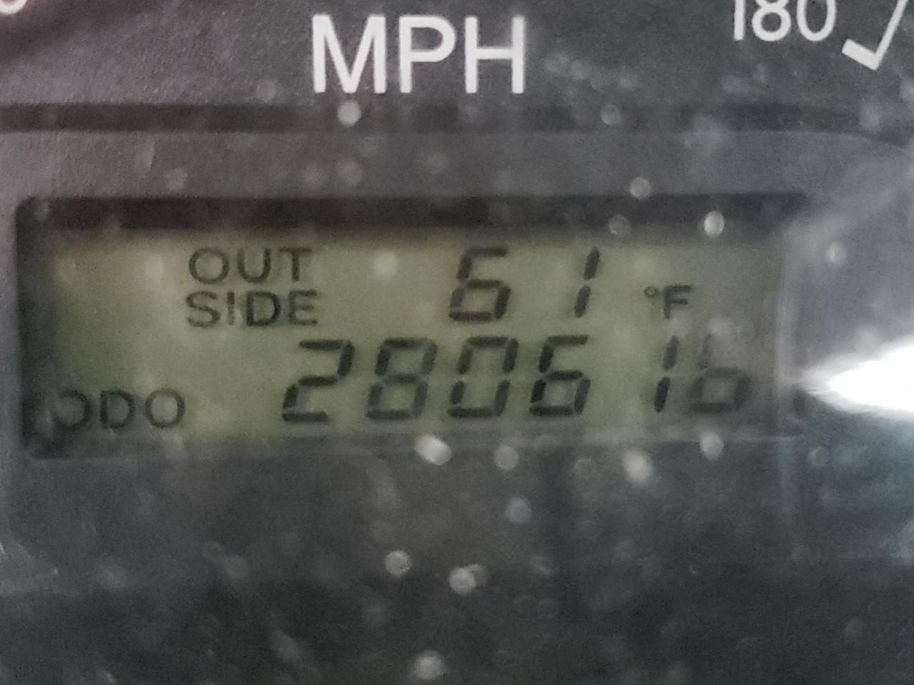 Photo 8 from auction – 2005 TOYOTA COROLLA with VIN 1NXBR32E45Z420073