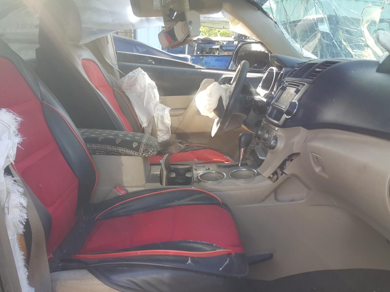 Photo 5 from auction – 2013 TOYOTA HIGHLANDER with VIN 5TDZA3EH9DS043128