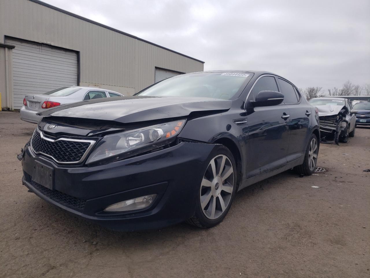 Photo 2 from auction – 2013 KIA OPTIMA SX with VIN 5XXGR4A62DG132678