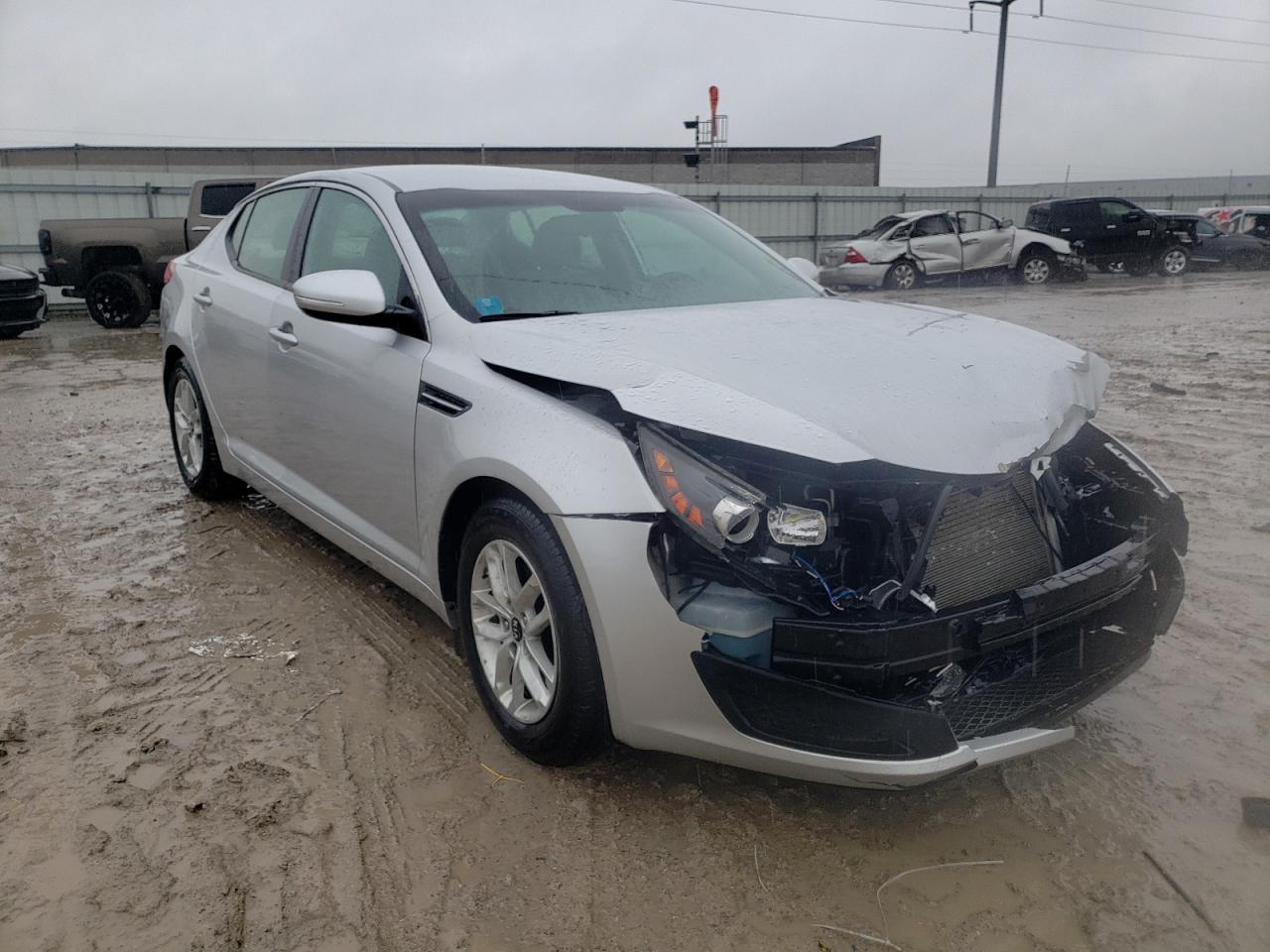 KIA OPTIMA LX 2011 with VIN KNAGM4A74B5110087 - Photo from auction